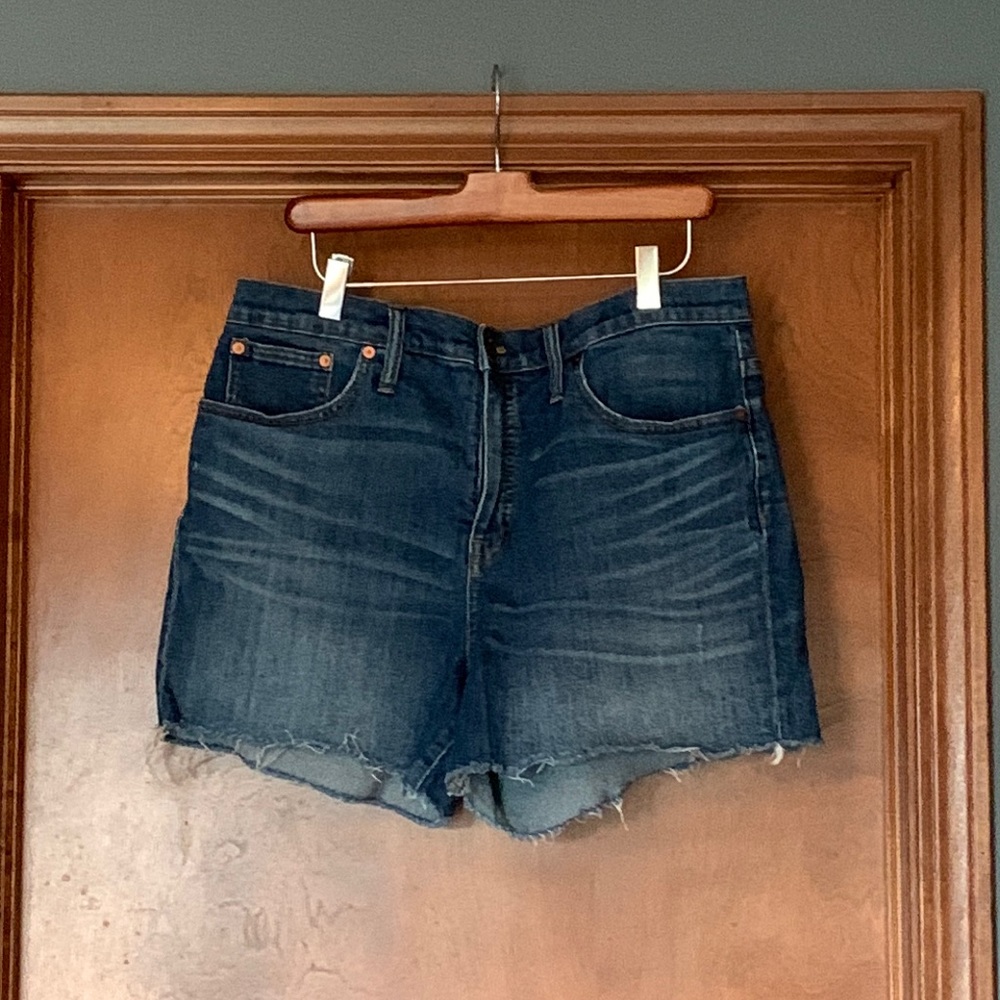 Madewell shorts size 32